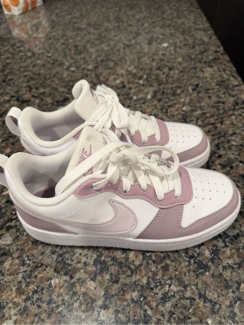 Nike Low-Top Sneakers in White and Light Pink